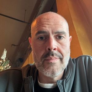 Meet your Posher, Tj